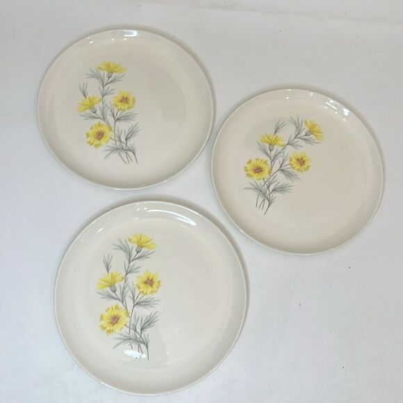 Taylor Smith & Taylor Golden Button Plates True Underglaze Oven Proof Set Of 3 - Picture 2 of 6